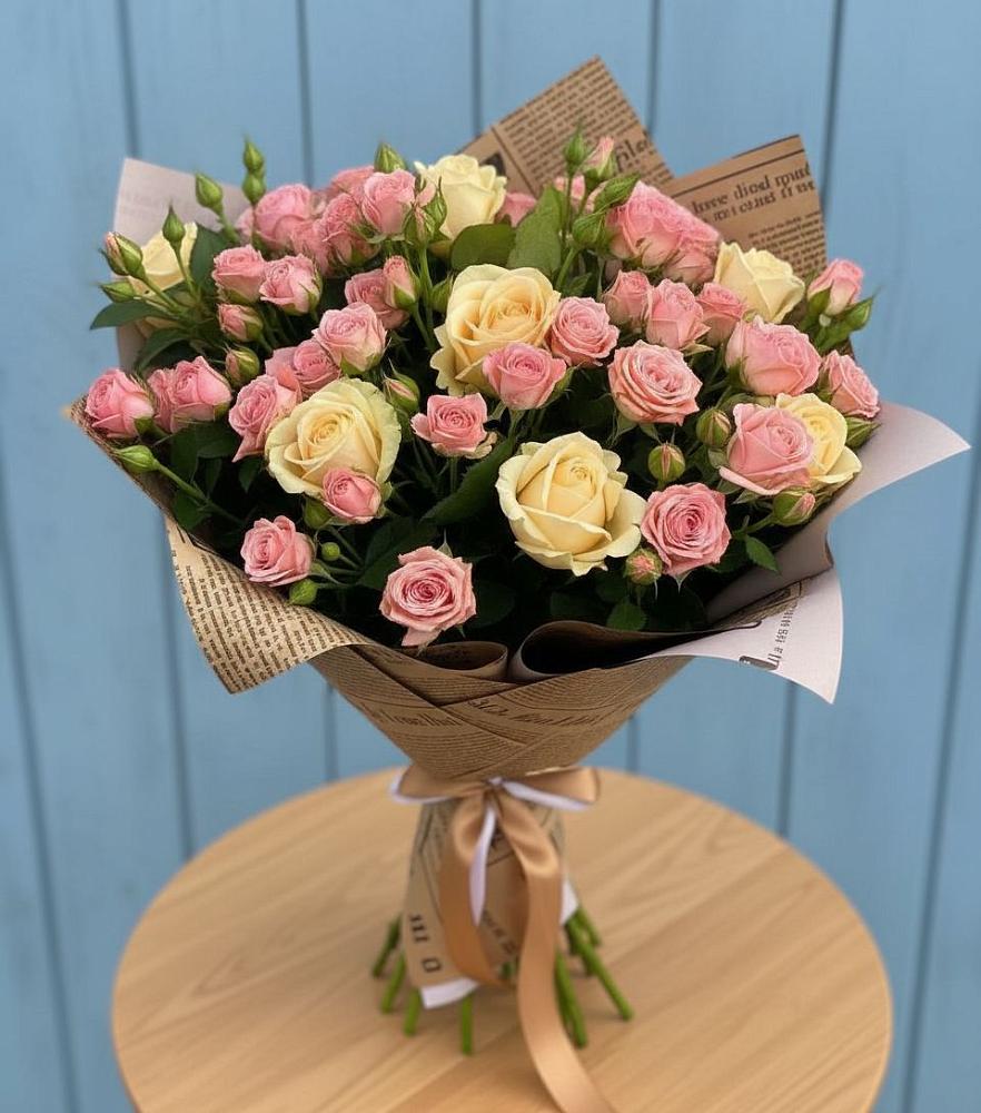 Букет цветов из: Розы в Ныроб