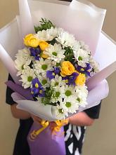 Букет цветов из:  Ирисы, Хризантемы и Розы #REPLACE_PRED# Ныроб