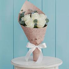 Букет цветов из:  Розы в Ныроб