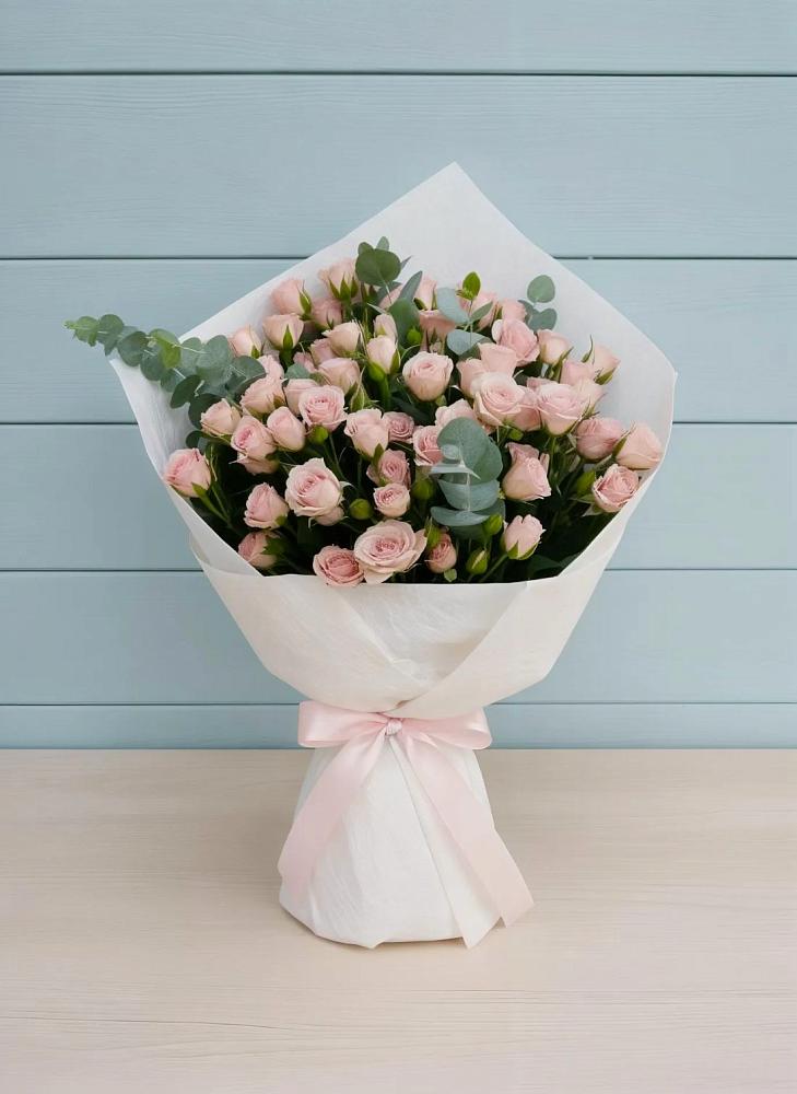 Букет цветов из: Розы в Ныроб